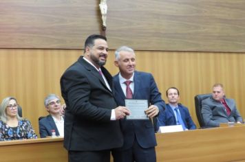 Foto - SESSÃO SOLENE DE ENTREGA DE TÍTULOS DE CIDADÃO 2024 