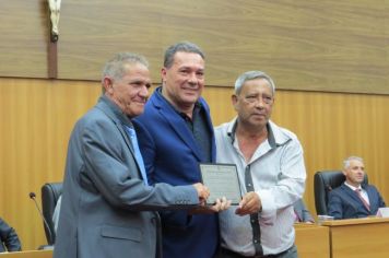 Foto - SESSÃO SOLENE DE ENTREGA DE TÍTULOS DE CIDADÃO 2024 