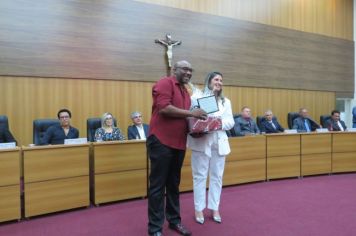 Foto - SESSÃO SOLENE DE ENTREGA DE TÍTULOS DE CIDADÃO 2024 