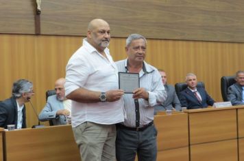 Foto - SESSÃO SOLENE DE ENTREGA DE TÍTULOS DE CIDADÃO 2024 