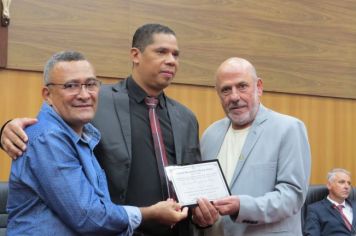Foto - SESSÃO SOLENE DE ENTREGA DE TÍTULOS DE CIDADÃO 2024 