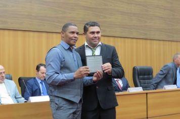 Foto - SESSÃO SOLENE DE ENTREGA DE TÍTULOS DE CIDADÃO 2024 