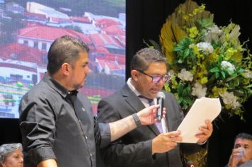 Foto - SOLENIDADE DE POSSE DO PREFEITO, VICE-PREFEITO E VEREADORES E INSTALAÇÃO DA 20ª LEGISLATURA DA CÂMARA MUNICIPAL