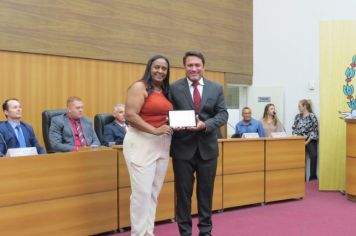 Foto - SESSÃO SOLENE DE ENTREGA DE TÍTULOS DE CIDADÃO 2024 