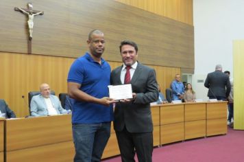Foto - SESSÃO SOLENE DE ENTREGA DE TÍTULOS DE CIDADÃO 2024 
