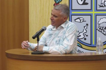 Vereador Marconato faz uma indicação  na 4a.Sessão da Câmara deste ano
