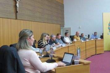 CÂMARA REALIZOU SUA 10ª SESSÃO ORDINÁRIA