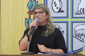 Vereadora Vanessa faz duas indicações  na 8a Sessão da Câmara deste ano