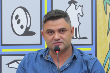 Jhony do Depósito sugere melhorias para os bairros Jorge Cury e Sem Terra