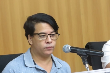 Vereador Professor Geraldo indica operação tapa-buracos em vários bairros na 6a Sessão da Câmara deste ano