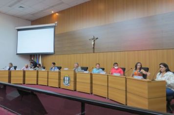 INDICAÇÕES DO EXPEDIENTE DA 6ª SESSÃO DA CÂMARA DE RIO DAS PEDRAS E VOTAÇÕES DA ORDEM DO DIA