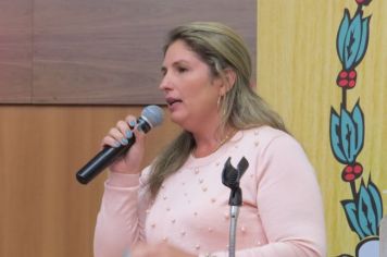 VANESSA PROPÕE TRABALHO DE CONSCIENTIZAÇÃO NAS ESCOLAS SOBRE ABUSO SEXUAL