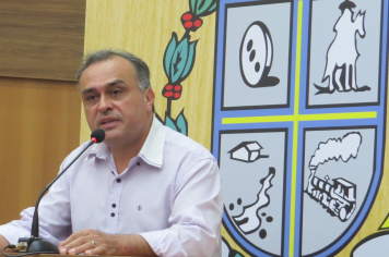 Pastor Emerson faz Indicação e orienta demais vereadores na busca por recursos para a cidade