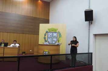 Câmara promove curso de LIBRAS