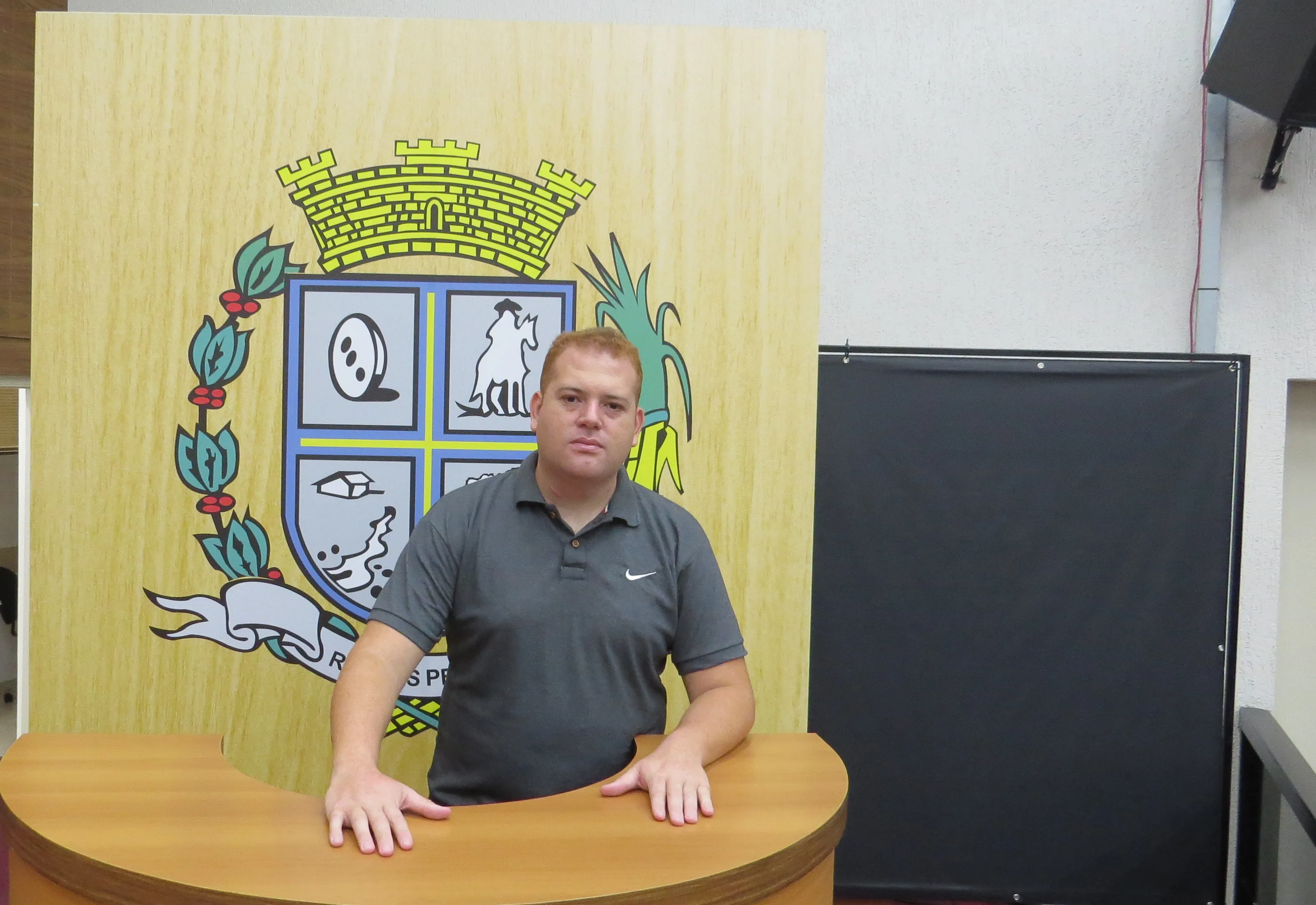 Max apresentou Projeto de Lei para criar o “ Programa Municipal Guardiã Maria da Penha” na  Câmara Municipal 