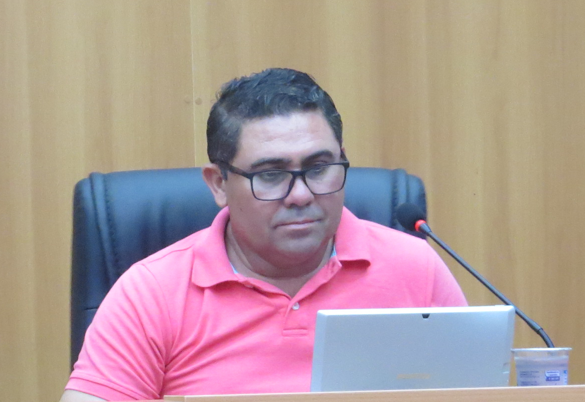 Nivaldo do Depósito propõe revitalização da “Praça da Bíblia”