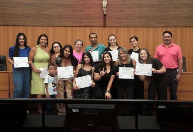 Câmara Municipal realiza evento de encerramento  da 2a edição do grupo de estudos de LIBRAS