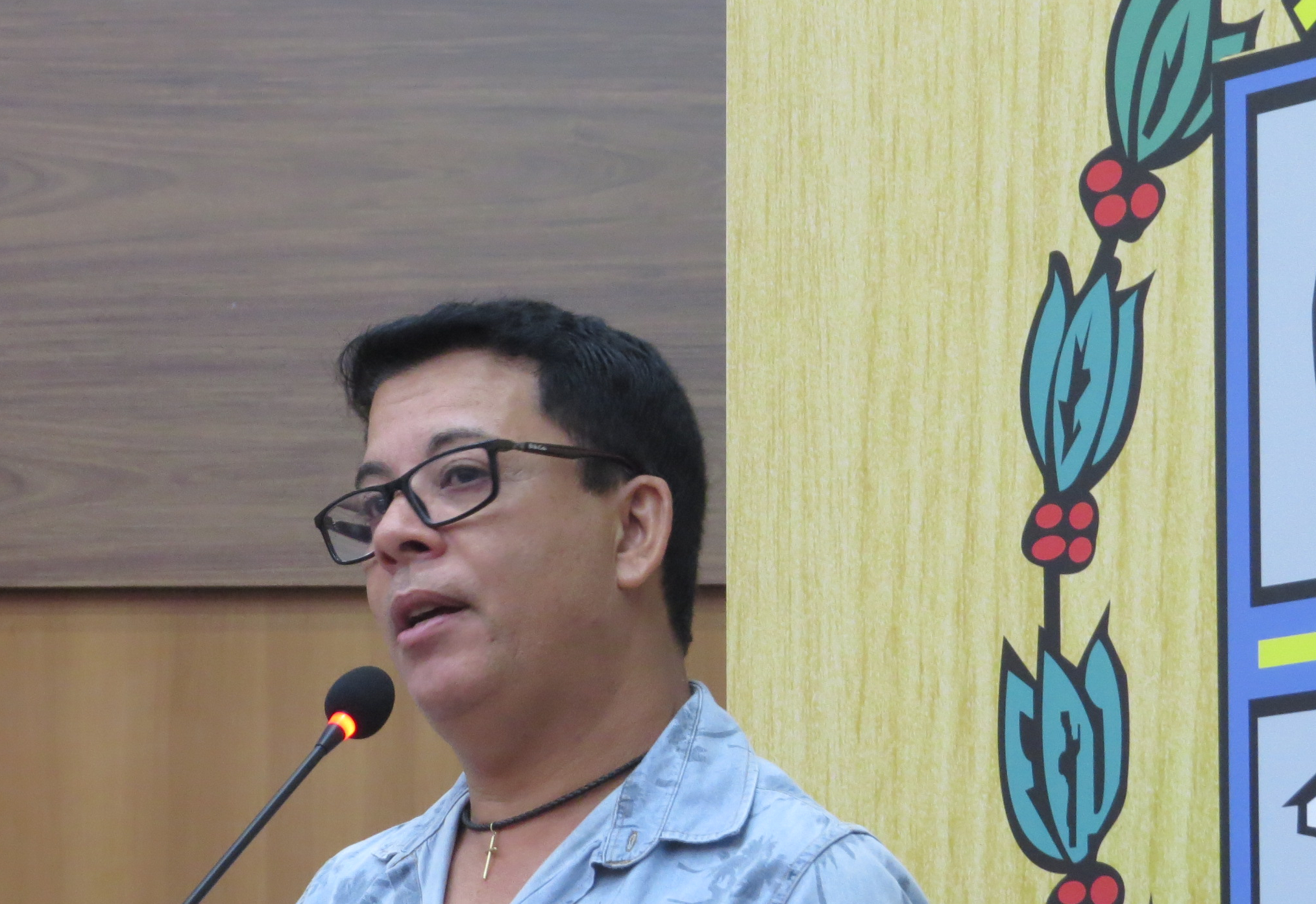 Professor Geraldo faz várias sugestões para aumento de vagas e construção de creches na 25ª sessão da Câmara