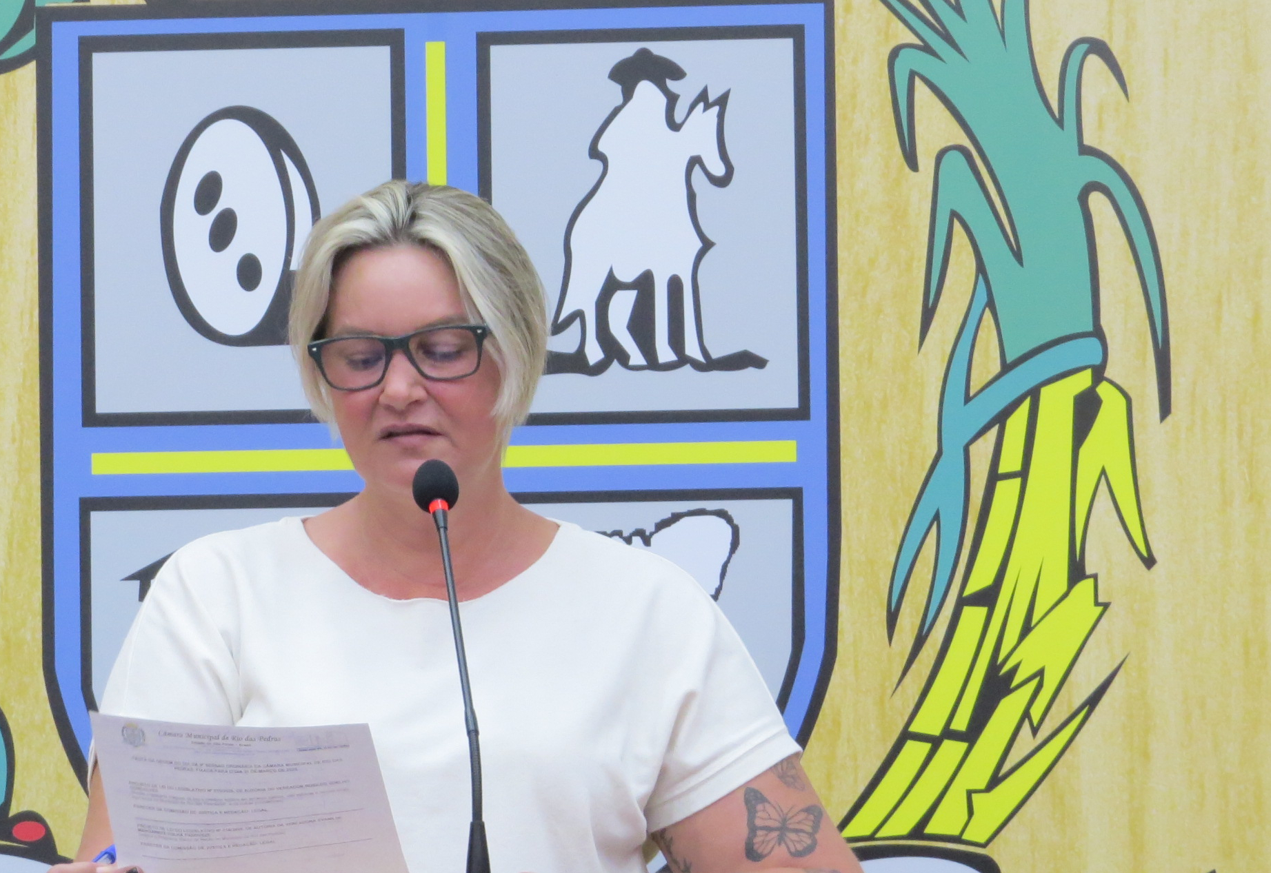 Ana Paula sugere ampliação do quadro de funcionários  da Prefeitura
