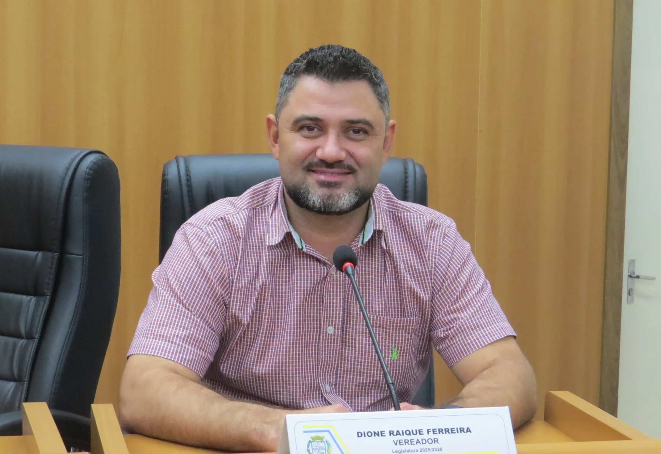 Jhony do Depósito reitera indicações e reforça pedido de manutenção no parquinho da Área de Lazer Genatti Soave
