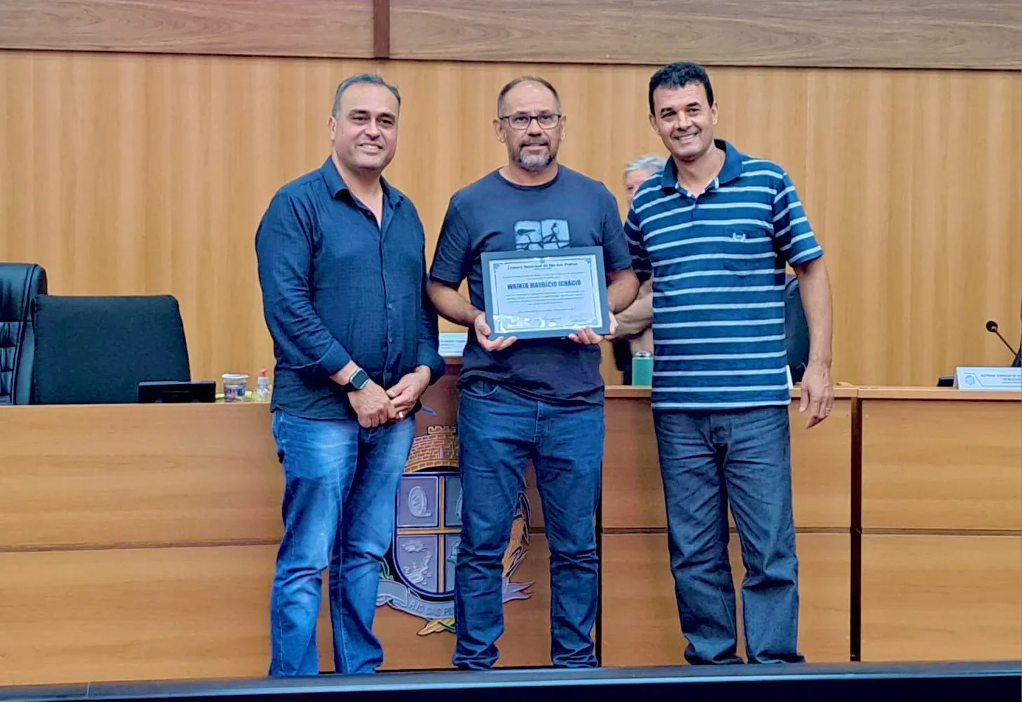 Câmara Municipal entrega Moção de Congratulações e Aplausos  nesta segunda-feira, 10 de novembro