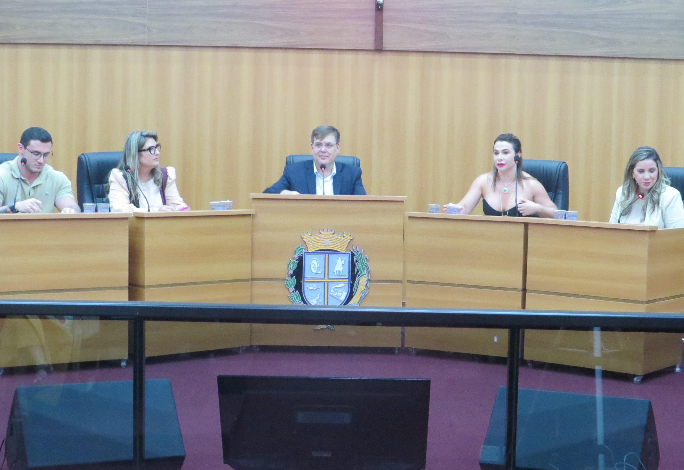 Vereador Leandro Penatti promove bate-papo em comemoração ao Dia Internacional da Mulher
