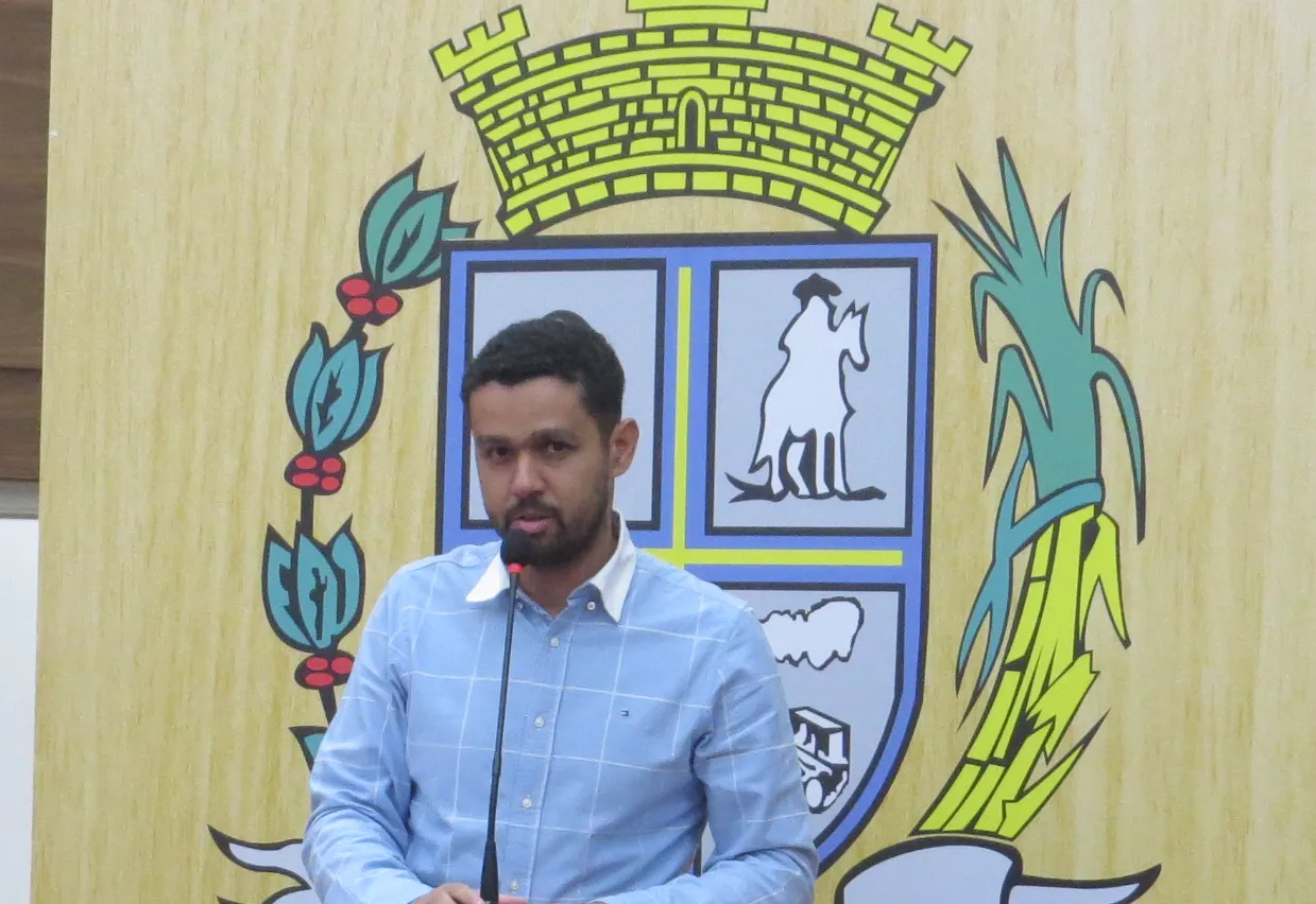 Vereador Sóstenes apresentou cinco sugestões ao Executivo Municipal na 38ª sessão da Câmara de Rio das Pedras 