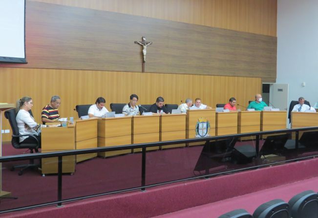 CÂMARA MUNICIPAL DE RIO DAS PEDRAS REALIZOU SUA 8ª SESSÃO ORDINÁRIA