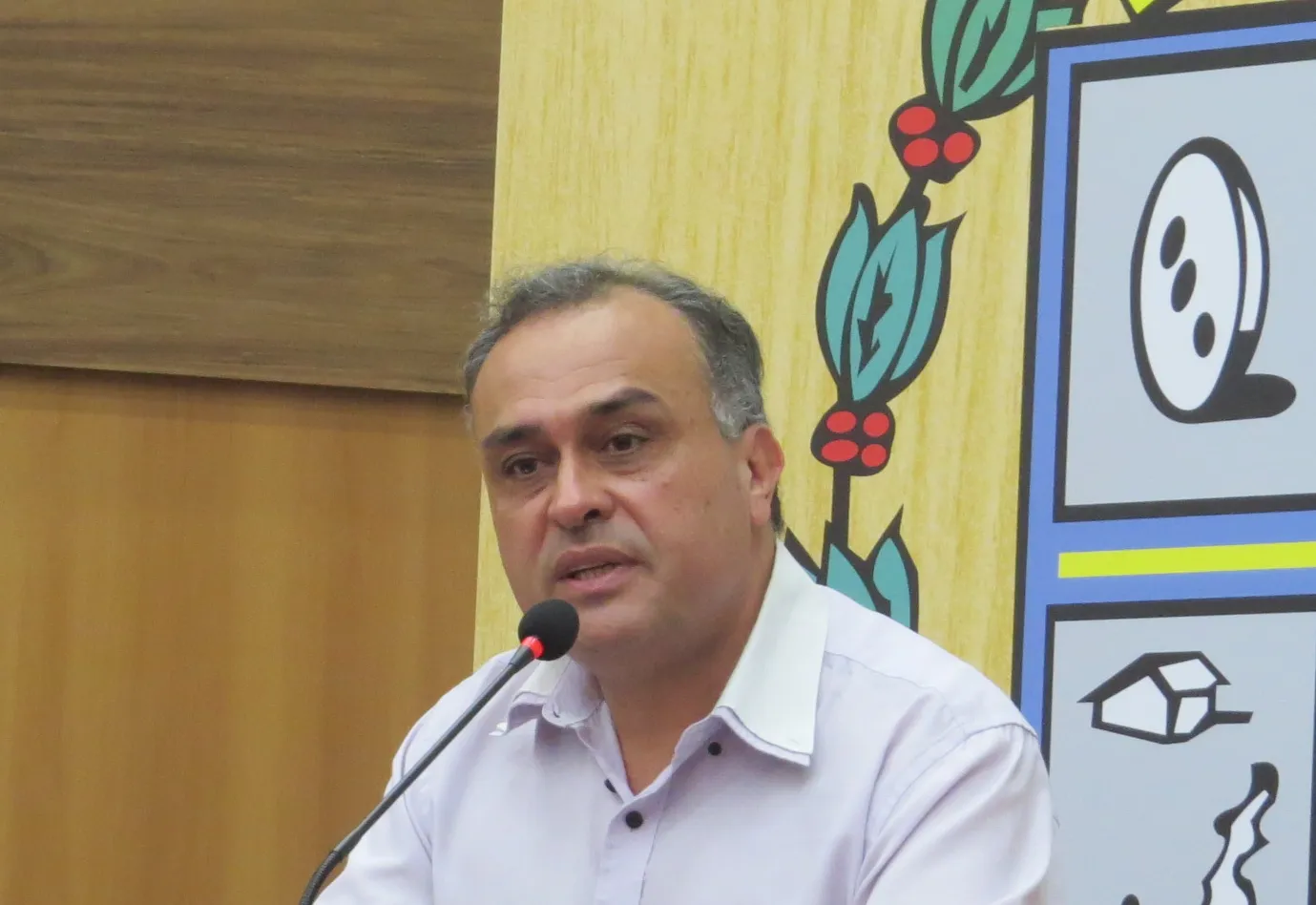 Pastor Emerson sugere nome para Creche a ser instalada durante a 38ª sessão da Câmara de Rio das Pedras 