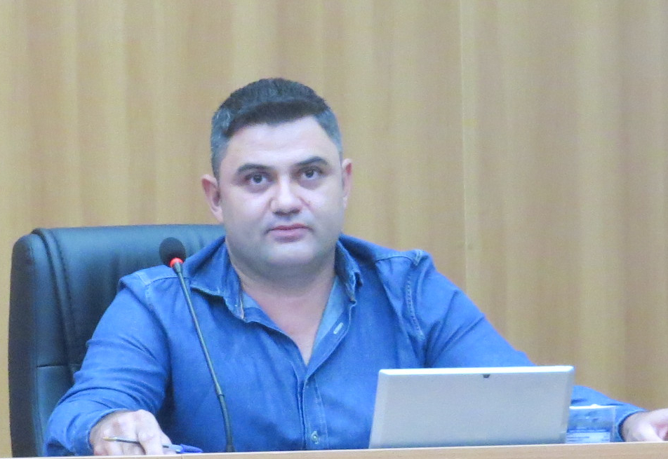 Jhony do Depósito apresenta quatro indicações e um requerimento na 12a Sessão da Câmara deste ano
