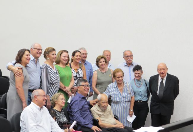 Câmara presta homenagem ao Dr. Legardeth Consolmagno