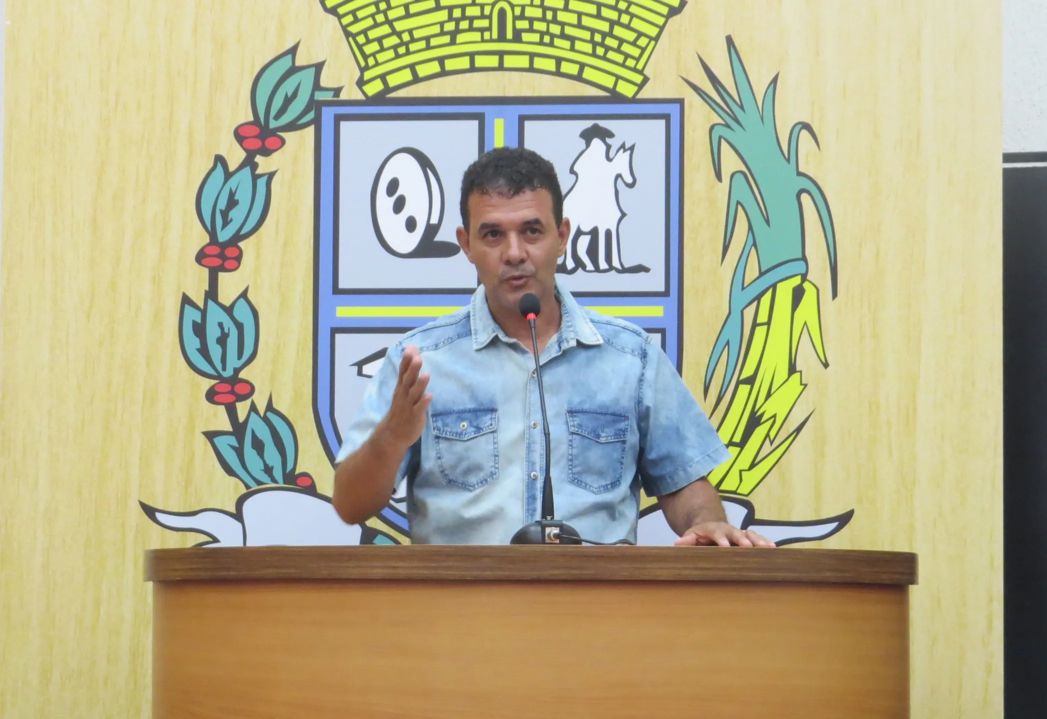 Rosildo pede limpeza e iluminação na Área de Lazer “Vovó Tita” no Conjunto Residencial Vittorio Cezarino